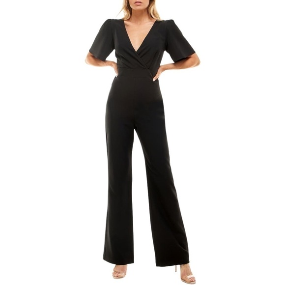 SOCIALITE Deep Surplice Neck Flutter Sleeve Jumpsuit black - Picture 2 of 14